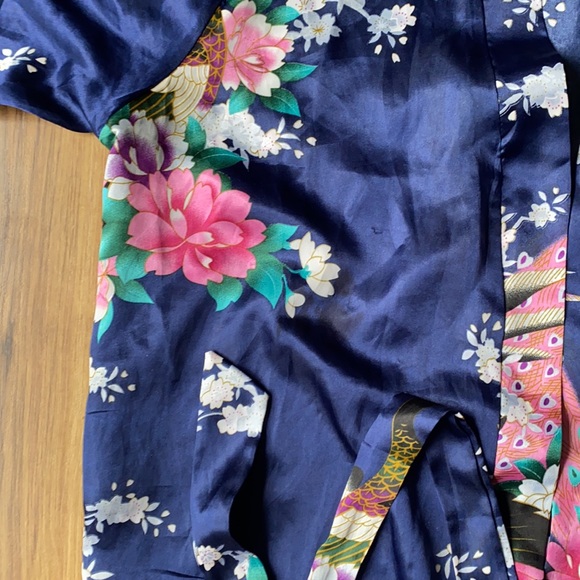 Silk wrap - Picture 2 of 3